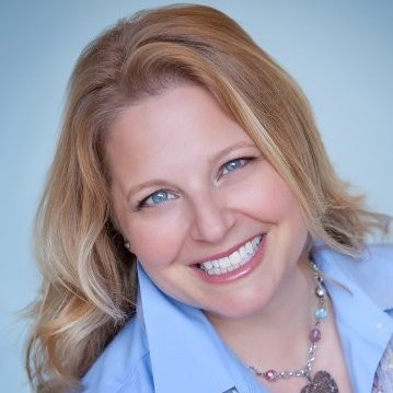 Debbie Donovan headshot